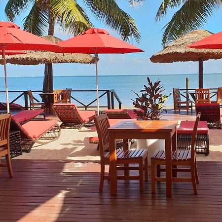 Ramada Suites By Wyndham Wailoaloa Beach Fiji Nadi Dış mekan fotoğraf