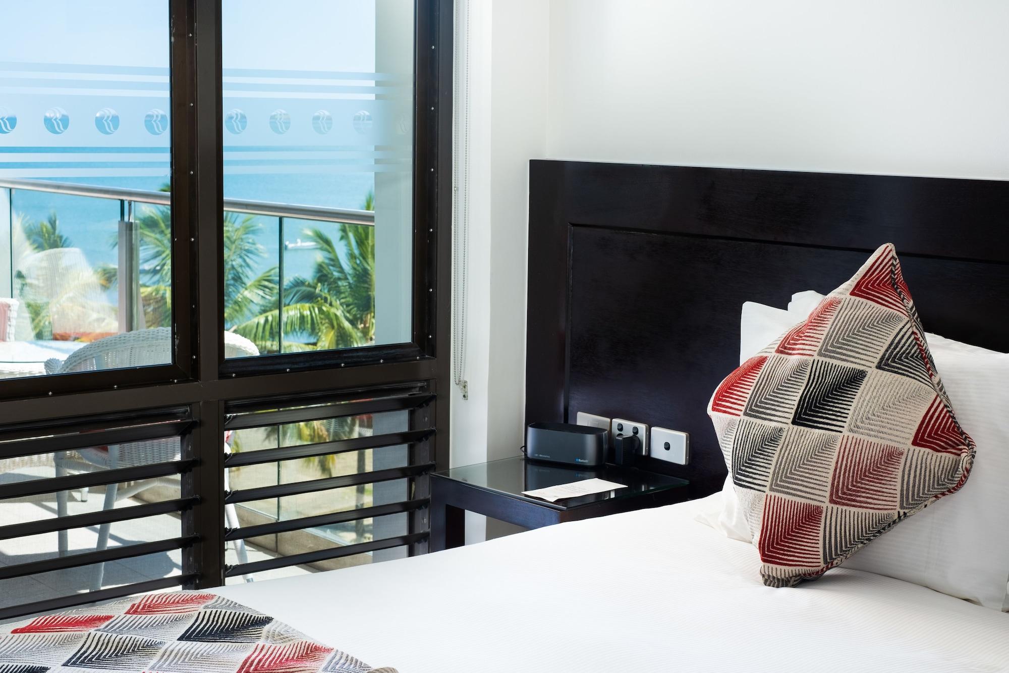 Ramada Suites By Wyndham Wailoaloa Beach Fiji Nadi Dış mekan fotoğraf