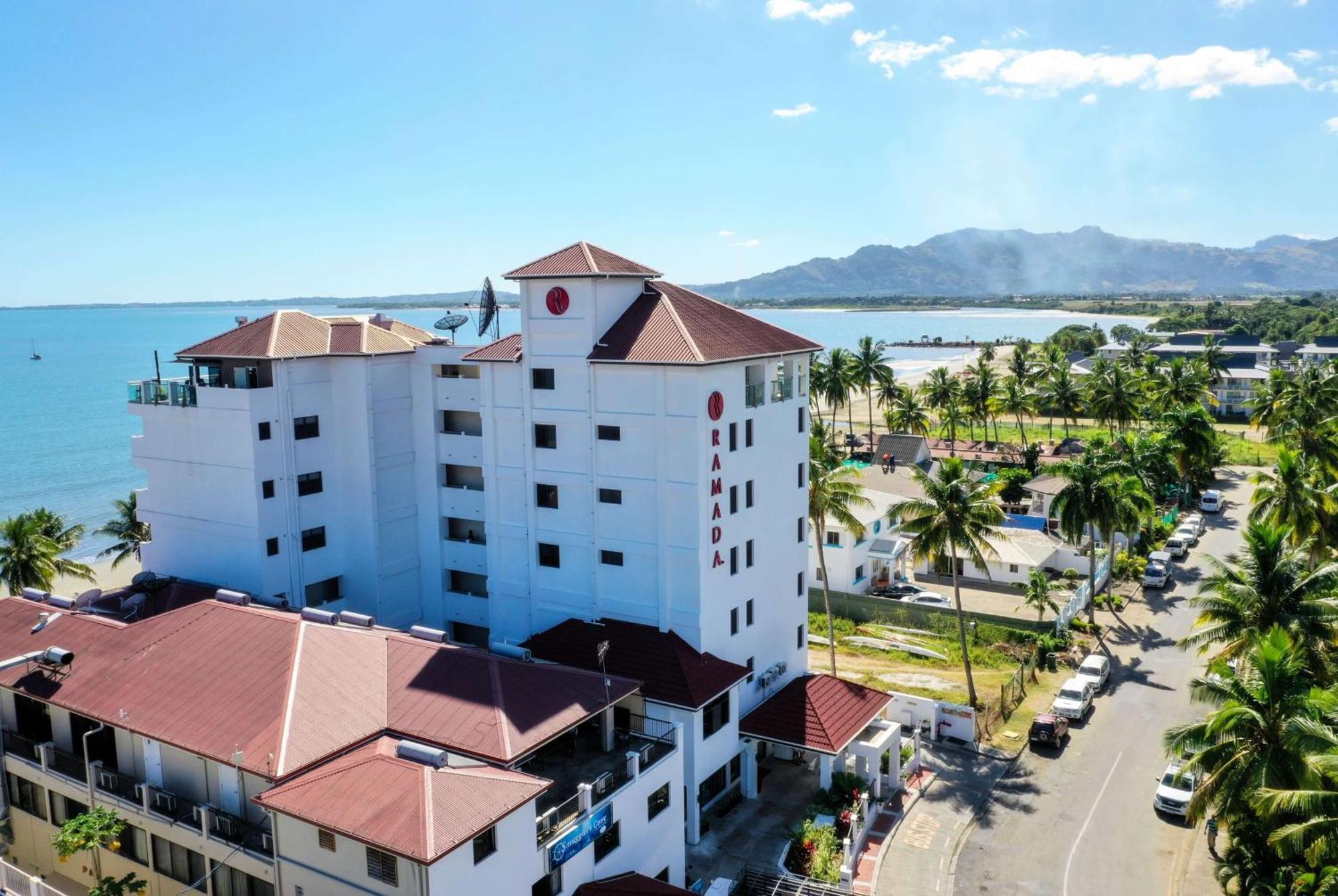 Ramada Suites By Wyndham Wailoaloa Beach Fiji Nadi Dış mekan fotoğraf