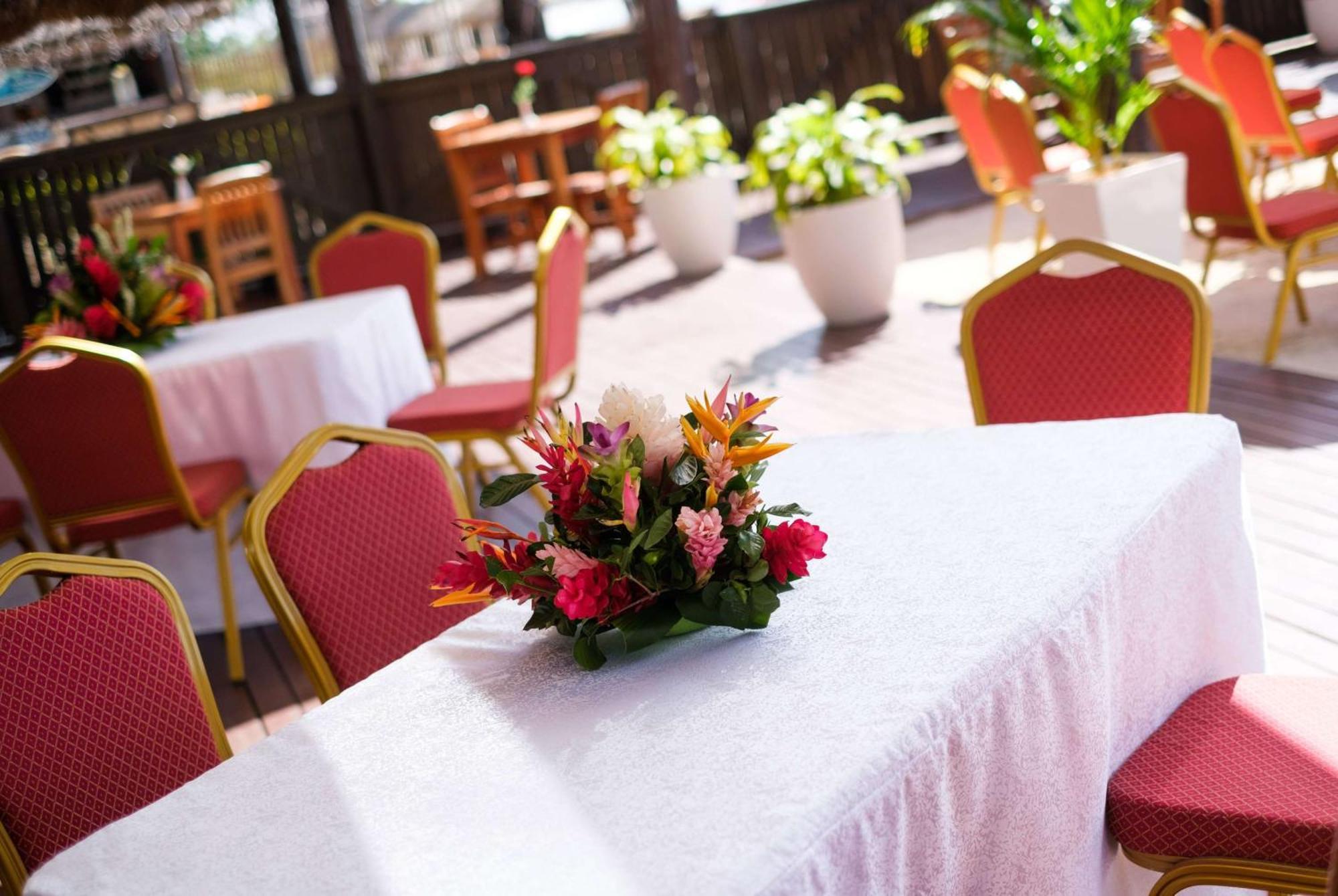 Ramada Suites By Wyndham Wailoaloa Beach Fiji Nadi Dış mekan fotoğraf