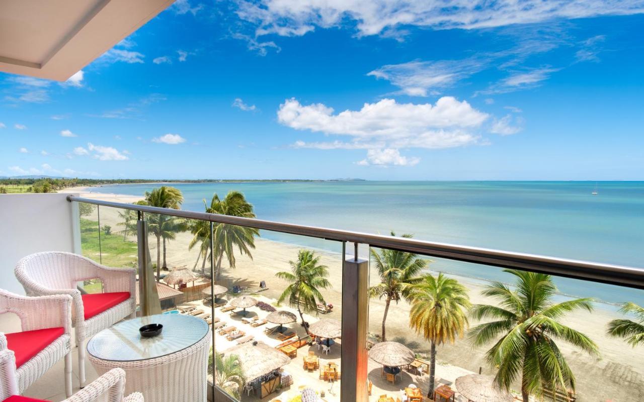 Ramada Suites By Wyndham Wailoaloa Beach Fiji Nadi Dış mekan fotoğraf