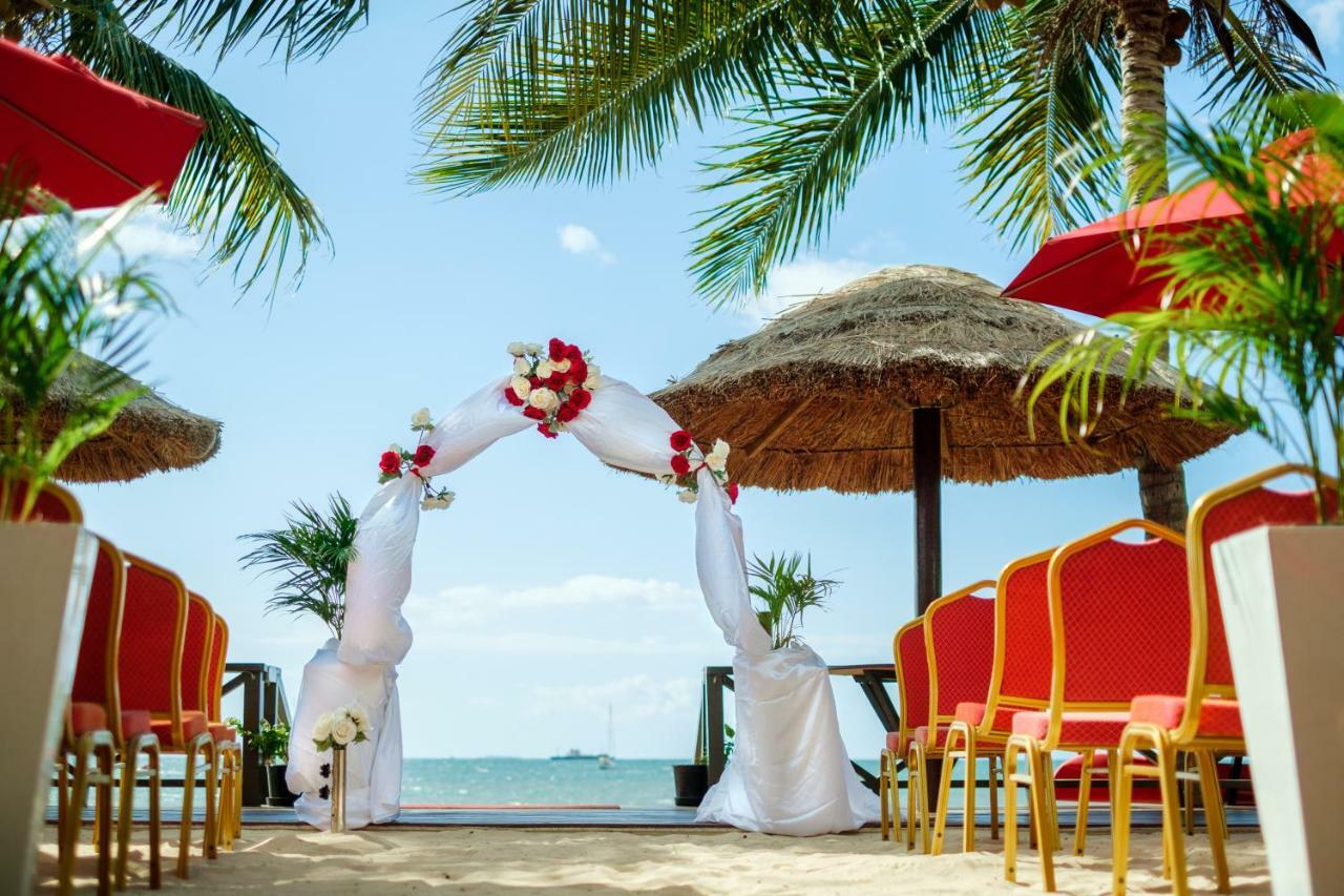 Ramada Suites By Wyndham Wailoaloa Beach Fiji Nadi Dış mekan fotoğraf